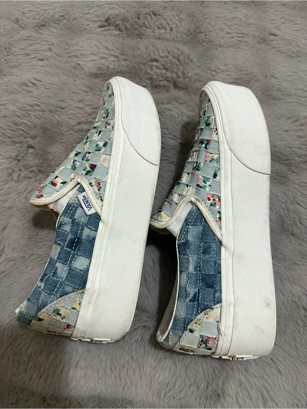Vans Women's Slip-On Shoes Floral Woven Denim Women’s 7.5